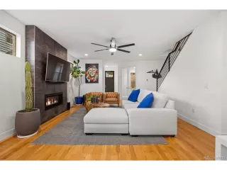 Photo #5: 9436137 Listing