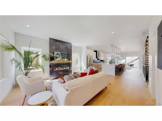 Photo #3: 9437059 Listing