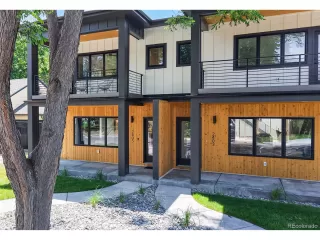 Photo #4: 9437059 Listing