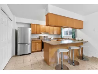 Photo #5: 9437184 Listing