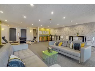 Photo #4: 9437948 Listing 