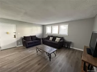 Photo #2: 9438278 Listing