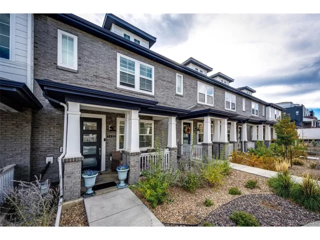 MLS: 9438832 Condo For Sale