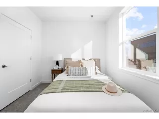 Photo #4: 9438916 Listing