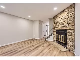 Photo #5: 9440223 Listing