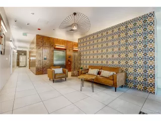 Photo #2: 9441302 Listing