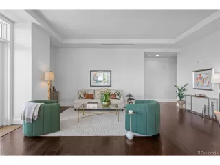 Photo #4: 9442282 Listing 