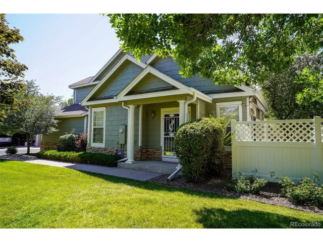 MLS: 9442678 Condo For Sale