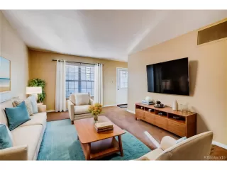 Photo #2: 9443506 Listing