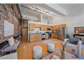 Photo #6: 9447678 Listing 