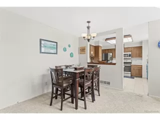 Photo #4: 9448655 Listing 