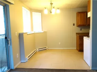 Photo #4: 9449530 Listing