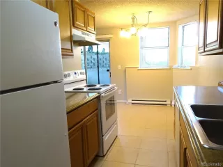 Photo #6: 9449530 Listing