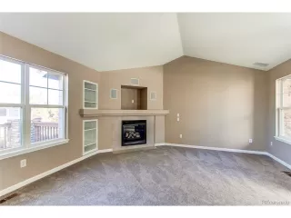 Photo #5: 9449955 Listing