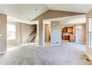 Photo #6: 9449955 Listing