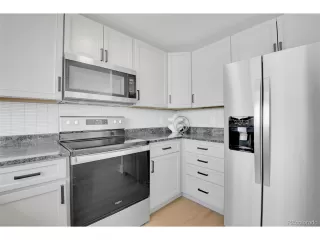 Photo #4: 9452437 Listing 