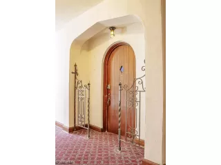 Photo #2: 9454584 Listing