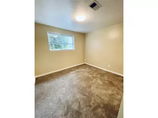 Photo #4: 9454695 Listing