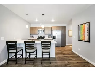 Photo #4: 9458250 Listing