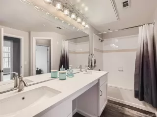 Photo #6: 9460679 Listing