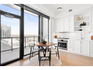 Photo #5: 9462208 Listing 