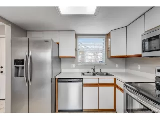 Photo #6: 9463081 Listing