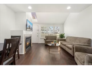 Photo #4: 9463733 Listing 