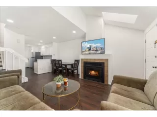 Photo #6: 9463733 Listing 