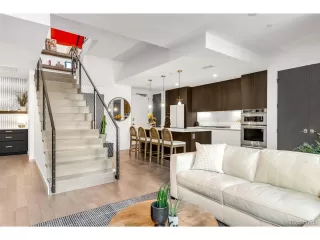 Photo #5: 9464213 Listing 