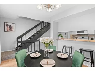 Photo #5: 9464632 Listing 