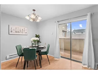 Photo #6: 9464632 Listing 