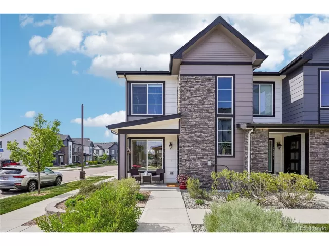 MLS: 9466557 Condo For Sale