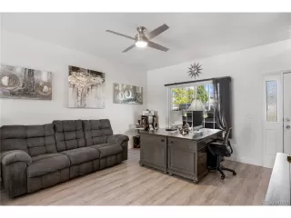 Photo #5: 9468743 Listing