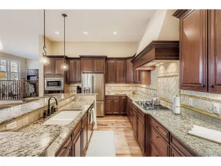 Photo #4: 9469445 Listing 