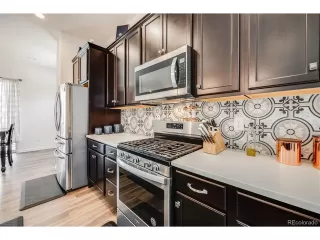Photo #6: 9469724 Listing
