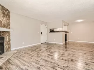 Photo #4: 9470567 Listing