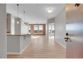 Photo #6: 9471077 Listing