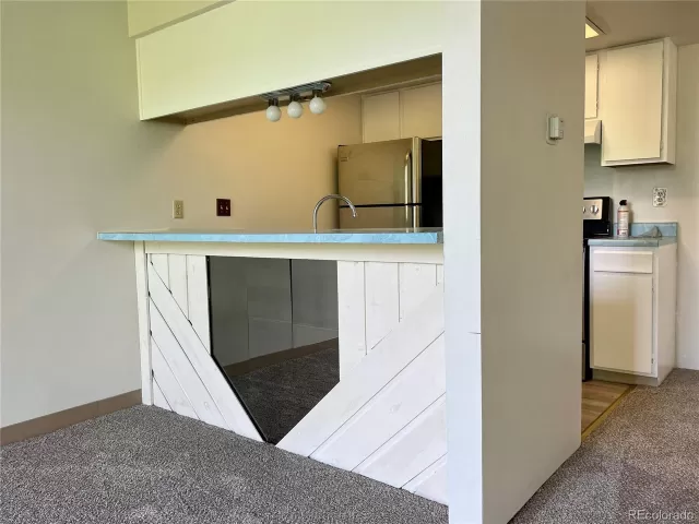 MLS: 9473837 Condo For Sale