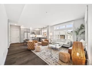 Photo #5: 9479223 Listing