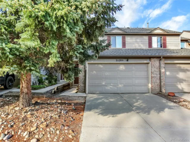 MLS: 9480744 Condo For Sale