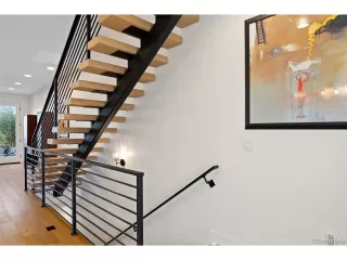 Photo #4: 9481052 Listing