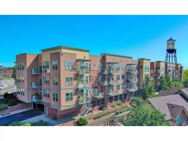 MLS: 9481948 Condo For Sale