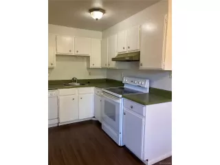 Photo #6: 9483913 Listing