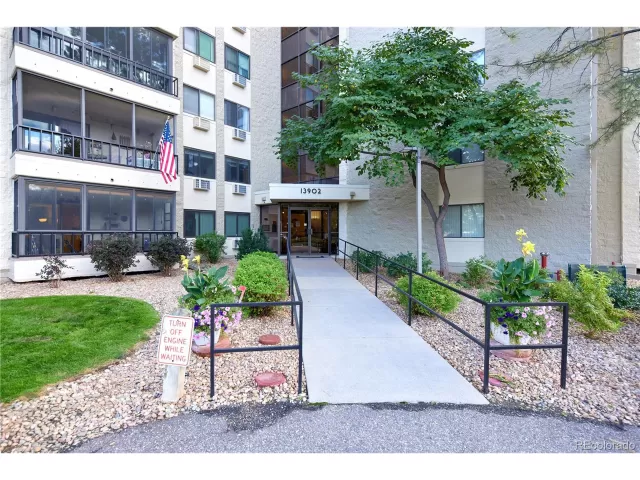 MLS: 9485628 Condo For Sale