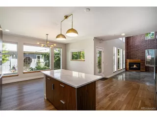 Photo #4: 9488457 Listing