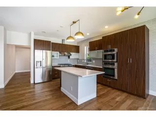 Photo #6: 9488457 Listing