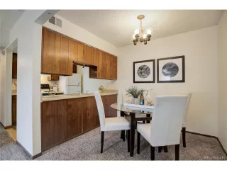Photo #6: 9489847 Listing