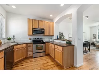 Photo #6: 9490149 Listing