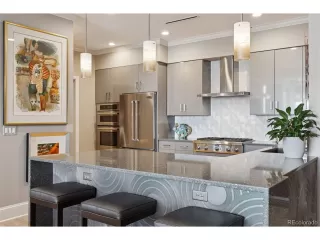 Photo #3: 9491061 Listing