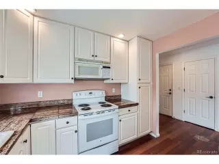 Photo #5: 9492647 Listing 